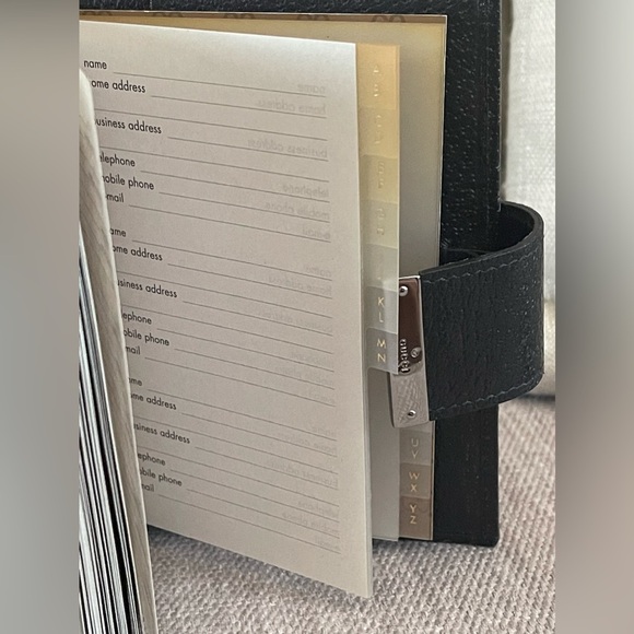GUCCI Web Black GG Logo Agenda Notebook/Passport Cover⭐️PRiSTiNE⭐️COA⭐️ - Picture 7 of 15